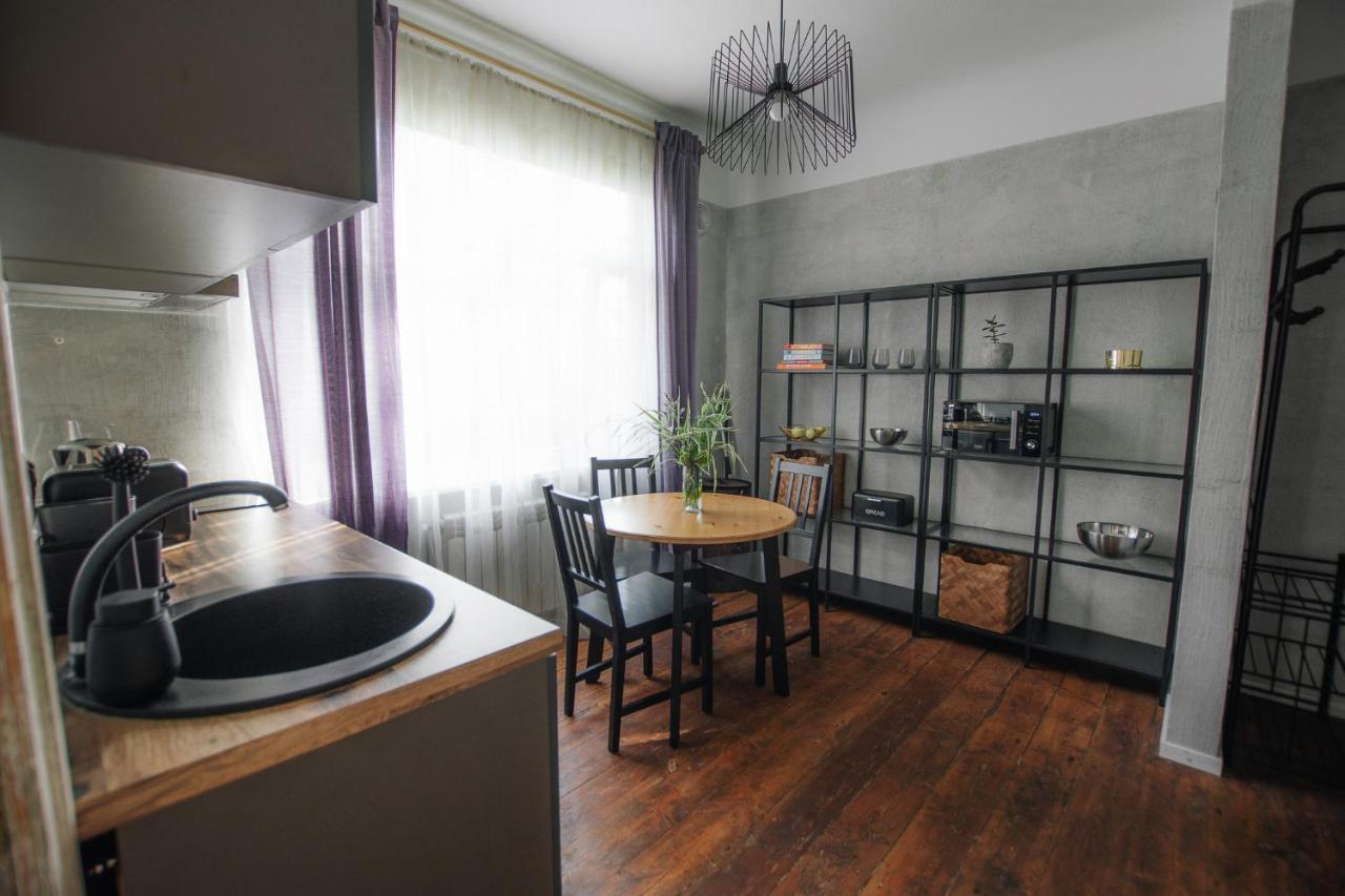 "Quiet Center" Apartment, Close To Train Station Tukums Eksteriør bilde